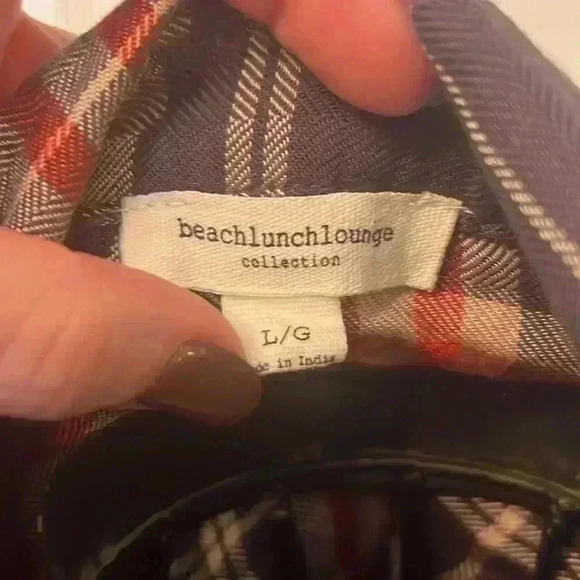 BeachLunchLounge Collection Plaid Shirt-Sz L - Picture 3 of 5